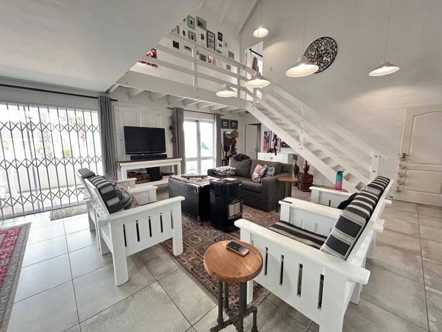 3 Bedroom Property for Sale in Britannia Bay Western Cape